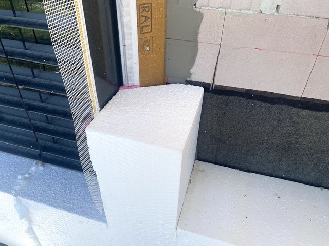 Obrázek 5 pro referenci Zateplení fasády RD polystyrenem Lochovice u Berouna | STAVBA 211006