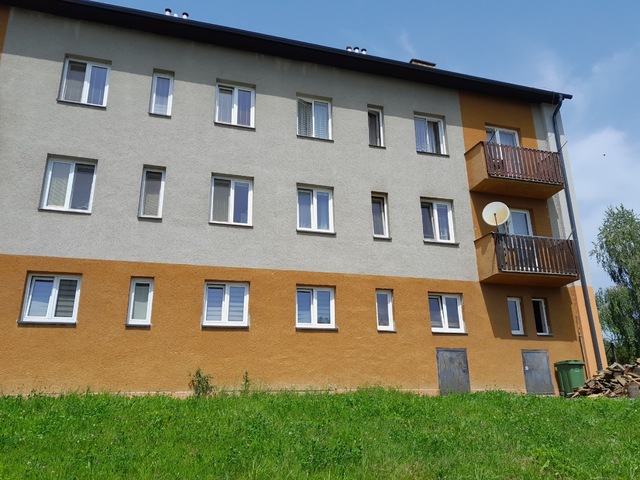 Obrázek 4 pro referenci Zateplení BD grafitovým polystyrenem Bělotín | STAVBA 242033