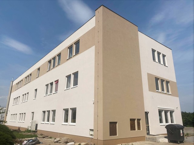 Obrázek 1 pro referenci Zateplení administrativní budovy bílým polystyrenem Olomouc | STAVBA 222003