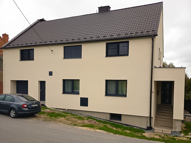 Obrázek 1 pro referenci Zateplení fasády RD bílým polystyrenem Horní Újezd | STAVBA 242009